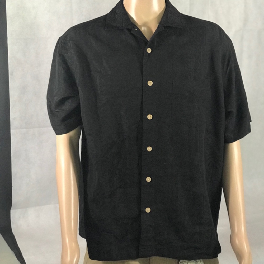 Men’s Hawaiian black batik bay large